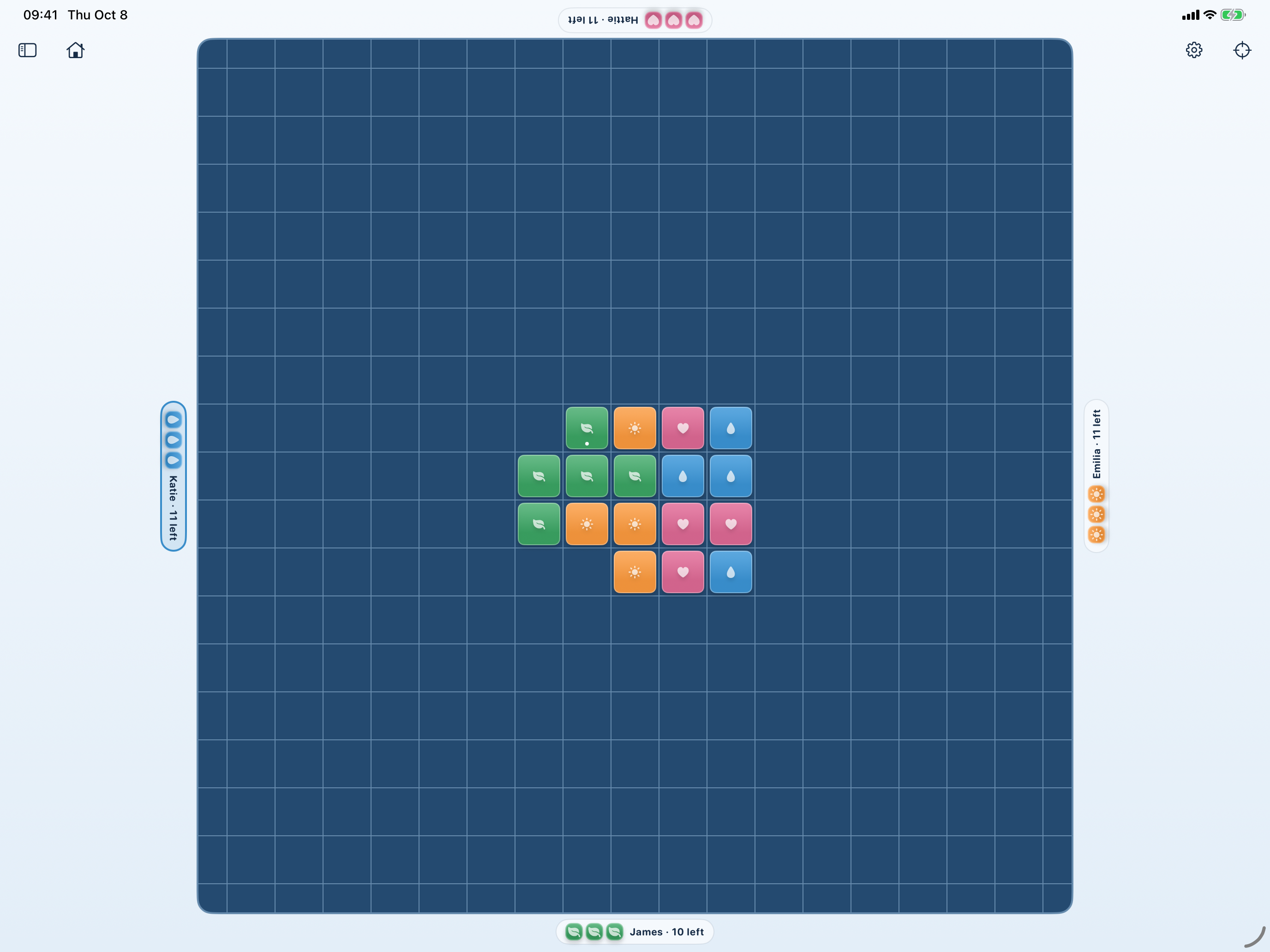 Linkoku’s iPad table top mode in landscape, with a tile rack facing each of the four sides